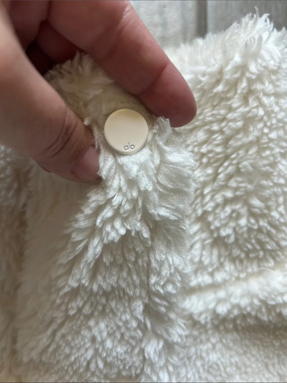 ALO Yoga Ivory Sherpa Zip Jacket